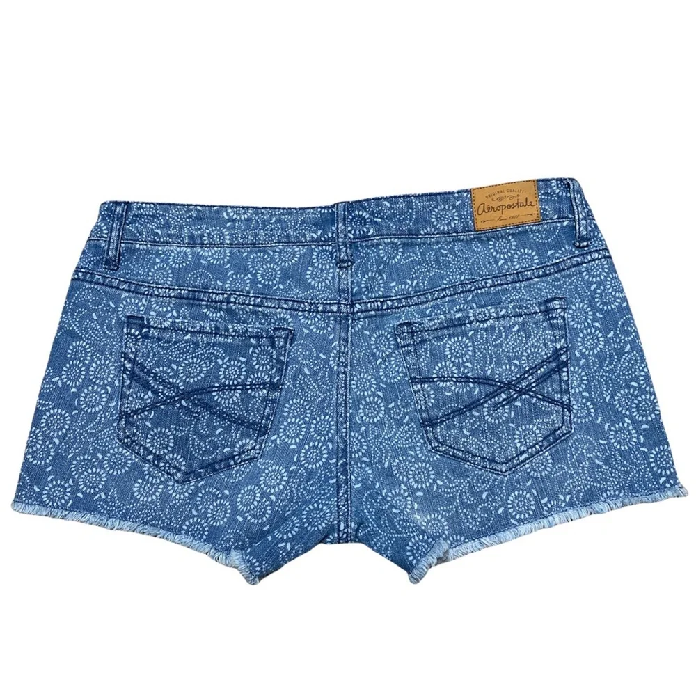 Aeropostale Low Rise Jean Shorts Womens 5/6 Bleach Denim Floral Printed Raw Hem